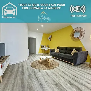 Confort, Wifi Et Garage , Millau France